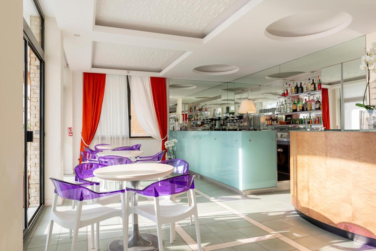 Hotel Dino 3*